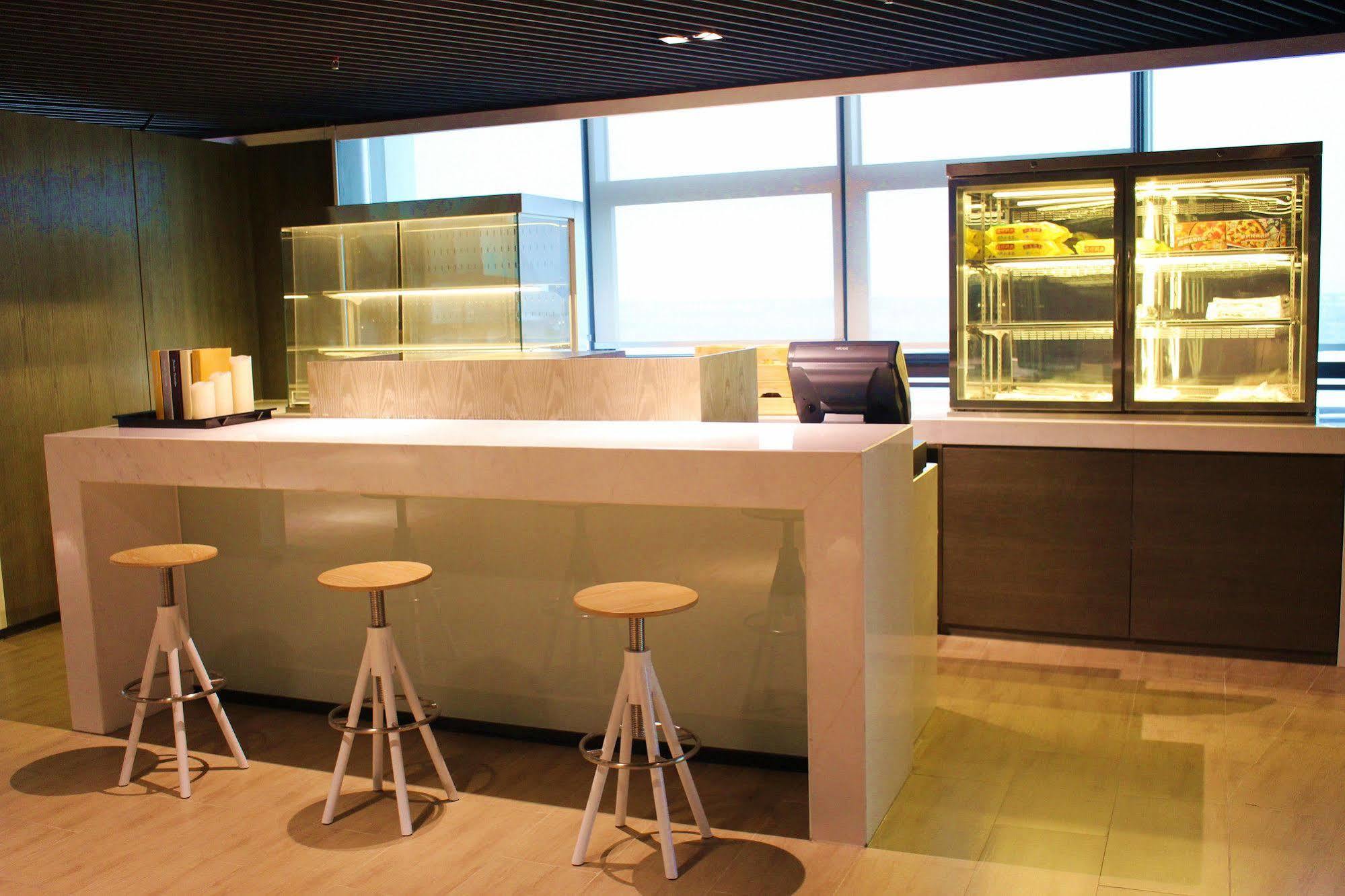 Hotel Hyatt House Shenzhen Airport Exterior foto